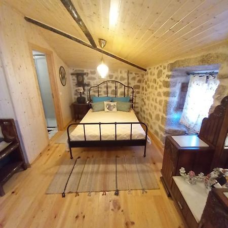 הוילה מונסנטו Casa Da Ti Maria Pereira מראה חיצוני תמונה